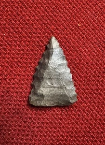 SOUTH TEXAS AUTHENTIC TORTUGAS ARROWHEAD DART POINT G-9 SERRATED SHADES OF GRAY - Picture 1 of 5
