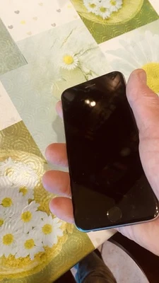 Apple iPhone 6- 32GB - Grigio siderale (Sbloccato) - Immagine 1 di 4