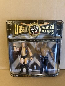 WWE Stone Cold Steve Austin vs The Rock Jakks Classic Superstars WWF RARE - Picture 1 of 2