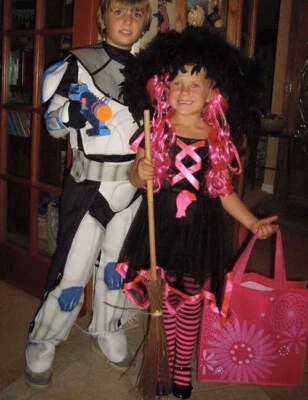 Fantasia de bruxa infantil tamanho 4/6 exclusiva Halloween completa com sapatos Hocus Pocus - Imagem 1 de 4