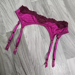 NWT Victoria's Secret VERY SEXY Lace Trim Burgundy/Pink Garter Belt Size M/L - Picture 1 of 4