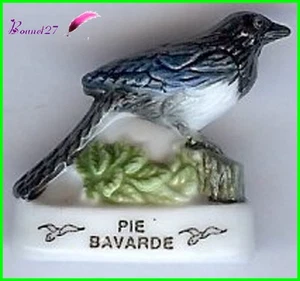 Feve de collection Oiseau Bird Edition Atlas " La Pie Bavarde " #F30 - Imagen 1 de 1