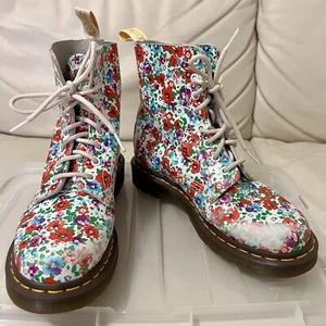 Dr. Martens Pascal White Wild Poppy Floral Lace Up Boots Women's Size 7 - Picture 1 of 8