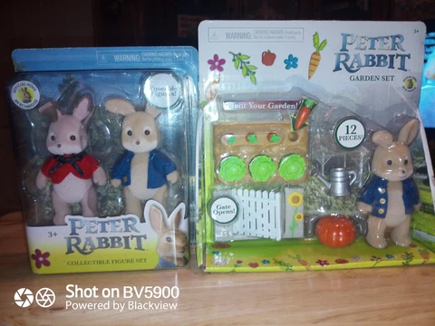 New Sealed 2018 Peter Rabbit Garden Play/Peter Rabbit Collectable Figure Set Cover