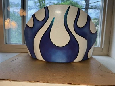 Capucha de asiento OEM Suzuki VZR1800 (M109), blanco (¡con llamas!) 455550-48G00-YC3 Foto 1 de 4