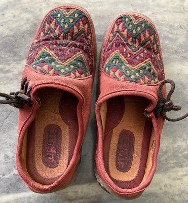 Zapatos para mujer Børn Native Blanket W8214 cuero rojo suroeste sin usar, en caja, talla 8M Foto 1 de 4