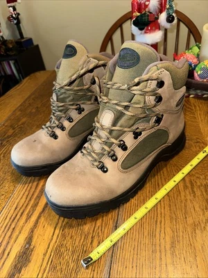 Vasque Hiking Boots Mens 10.5 Brown Green Tri V Lug Design Skywalk Sole - Image 1 of 4