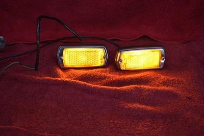 70-73 Datsun 240Z front side marker light lamp pair RH LH OEM used - Image 1 of 4