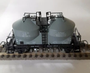 PIKO Zement-Kübelwagen H0 1:87 2-achsig grau mit 2 Zementkübel fahrbereit - Bild 1 von 5