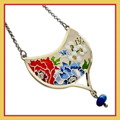 Collar Gota Jardín Brighton Blossom Hill Rojo y Azul Floral JM4713 Precio de venta sugerido por el fabricante 98 USD NUEVO CON ETIQUETAS Foto 1 de 4