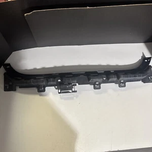 2006-2011 BMW 335i 328i 330i Rear Bumper Center Mount Bracket OEM 7058522 328i - Bild 1 von 10