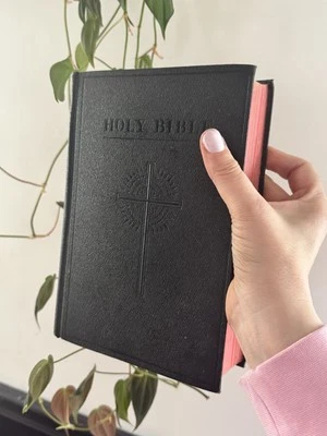 St. Joseph New Catholic Edition of the Holy Bible 1957 Hardcover Confranternity - Image 1 of 4