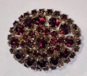 VTG CZECH Ruby Red Glass RHINESTONE Domed BROOCH - Picture 1 of 8