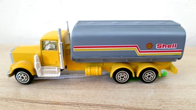 CORGI KENWORTH TANKER TRUCK - NO BOX - Image 1 of 2