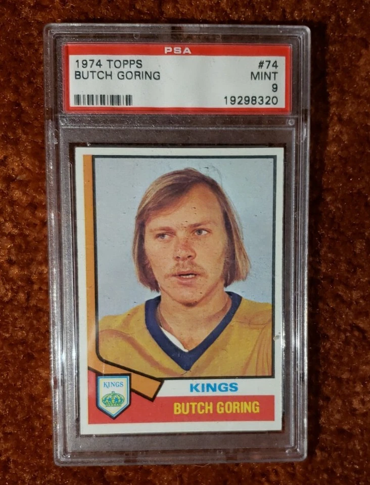 *BUTCH GORING* 1974-75 Topps #74 *PSA 9* Los Angeles Kings - Image 1 of 2