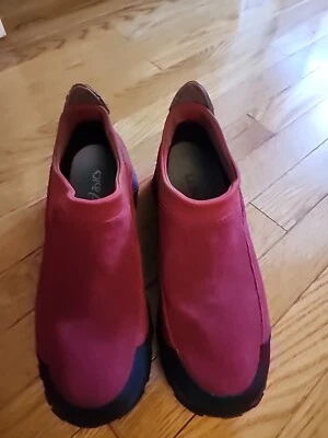 Botines sin cordones de gamuza roja LL BEAN para mujer talla 9,5/usados en excelente estado  Foto 1 de 4