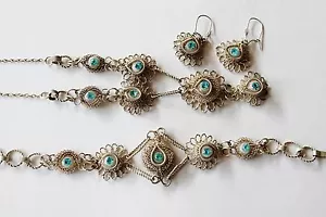 Vtg Blue Glass Silver Wire Crochet Filigree Bracelet Necklace Earrings 3Pc Set B - Picture 1 of 9