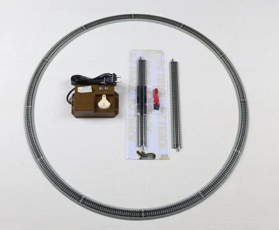 N Scale Bachmann Gray EZ Track 23" x 33" Silver Nickel Track + Transformer Oval - Image 1 of 4