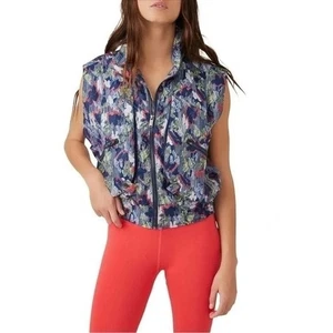 Free People Movement Vest XS Full Zip Pocket Floral Print Hidden Hood NEW - Picture 1 of 15