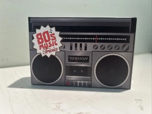 80s Music Trivia Card Game Musical Artist Madonna MJ Bonjovi Queen Run DMC Bruce - Bild 1 von 8