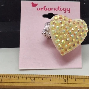 Anillo Elástico Corazón Urbanología con Estrás Iridiscente Talla 8.5 - Imagen 1 de 4