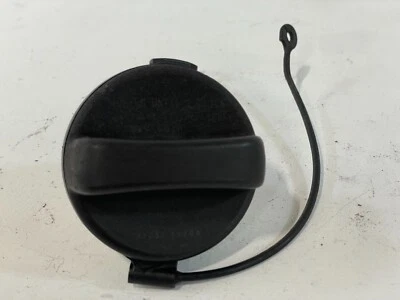 2011 - 2013 NISSAN 370Z COUPE FUEL FILLER DOOR LID CAP 17251-1VZ0A OEM # 82503 - Image 1 of 4