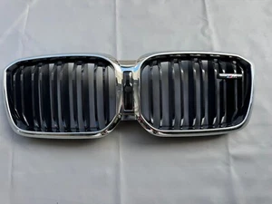 BMW X3 X4 G01 2022-2024 M40i GRILLE OEM With Camera Cutout - 51-13-5-A1A-3F5 - Picture 1 of 12