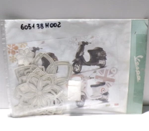 KIT GRAFICHE ADESIVI FIORI SILVER PER PIAGGIO VESPA S-LX 50-125-ET2-ET4 - Foto 1 di 1