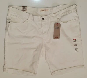 Levi's ~ Perfectly Shaping Women's Bermuda Shorts $45 NWT - Picture 1 of 3