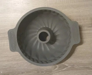 Silikon Backform Flexxibel. Gugelhupf Ø 22cm Rühr- Kuchen - Bild 1 von 2