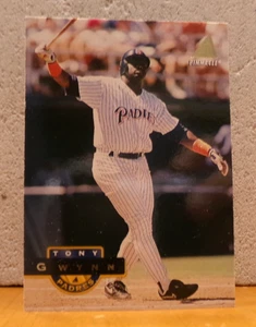 VERY COOL BASEBALL CARD TONY GWYNN SAN DIEGO PADRES WATCHES SOARING HOME RUN - Picture 1 of 2