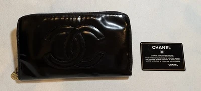 CHANEL Auténtico Logotipos CC Acolchado Cartera Grande Cartera Charol Buen Usado Foto 1 de 4