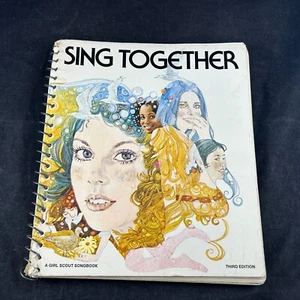 Cancionero Sing Together A Girl Scout 1973 tercera edición música encuadernada en espiral raro - Imagen 1 de 9