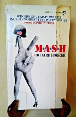 MASH BY RICHARD HOOKER POCKET BOOKS 83669-2 1ST PRINT NOV 1969 PB M*A*S*H VNTG. - Image 1 of 4
