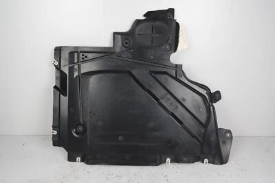 Оригинальная крышка брызговика для заднего левого топливного бака BMW X1 F48 2016-2021 годов выпуска - Изображение 1 из 4