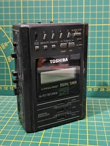 Lecteur de cassette personnel Toshiba KT-4548 Walkman pour pièces - Imagen 1 de 8