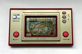 Vintage 1981 GAME & WATCH - OCTOPUS OC-22 - LCD Game (Near Mint Condition)