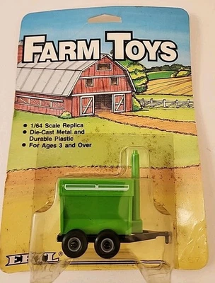 Carro de alimentación Ertl Farm Toys carro de granos 1/64 implemento de granja verde 1986 Deutz Deere Foto 1 de 4