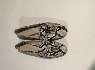 Clásico Mujer Zara Colecciones Básicas Talla Euro 40(9) Marrón Tostado Crema Foto 1 de 4