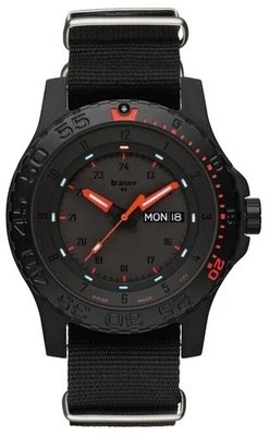 Traser P66 Red Combat 104147 Orologio Uomo Al quarzo - Image 1 of 4