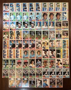Lotto 88 carte Topps Baseball 1981 vintage Yastrzemski Bench Seaver Carlton HOFers - Foto 1 di 5