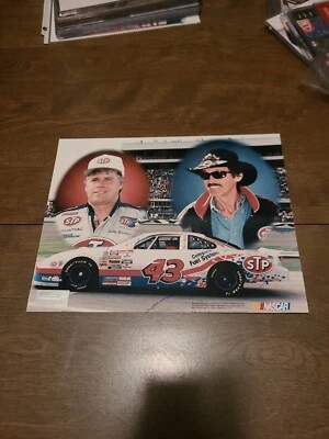 Bela foto de arquivo STP Racing #43 Richard Petty Bobby Hamilton 8x10 - Imagem 1 de 2