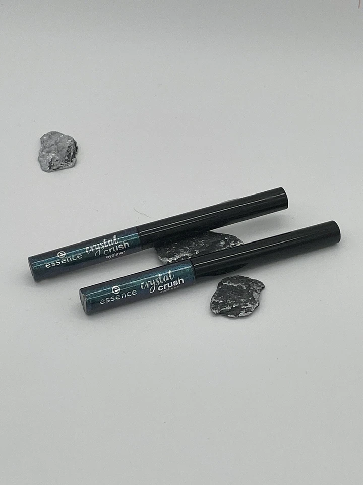 essence Crystal Crush Eyeliner 02 Breaking Dark 3ml