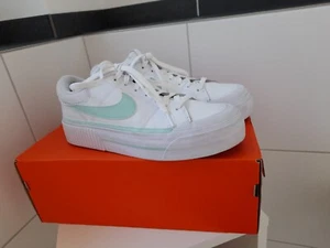 Nike Sneaker 41 weiß türkis - Bild 1 von 12