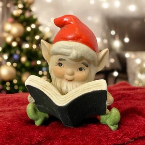Figura de lectura vintage Homco Elf cerámica Navidad MCM vacaciones pixie gnomo - Imagen 1 de 2