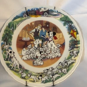 Walt Disney Wedgwood 101 Dalmations Bone China Plate Made in England w/ Wires - Picture 1 of 4