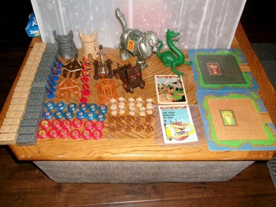 1983 CROSSBOWS AND CATAPULTS GAME COMPLETE PLUS EXTRA LAKESIDE NO BOX - Image 1 of 4