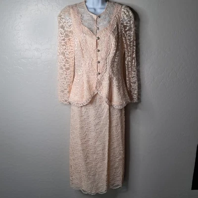 Vintage 1980s Cachet by Bari Protas Peach Lace Skirt & Jacket Size 5/6 - Image 1 of 4