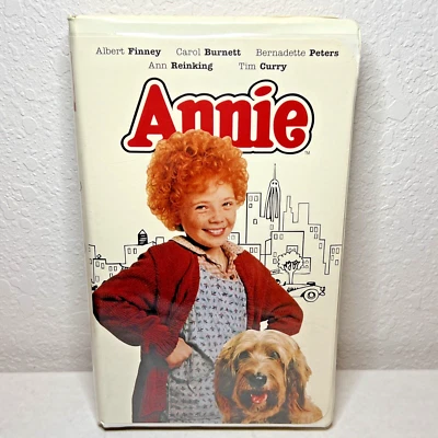 Annie (1981, VHS, Clamshell) 53693 Digitally Mastered Carol Burnett Aileen Quinn Foto 1 de 4