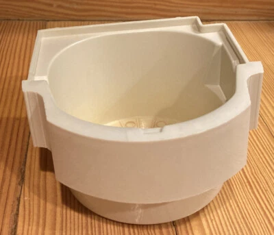 Black & Decker Cafetera 3 a 4 Tazas DCM 400 Piezas, Soporte para Cesta de Filtro Foto 1 de 4